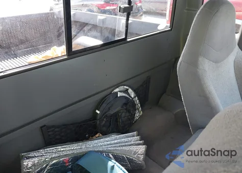 2001 Ford Ranger Edge/Xl/Xlt from USA, damaged, VIN 1FTYR14V01PB47044